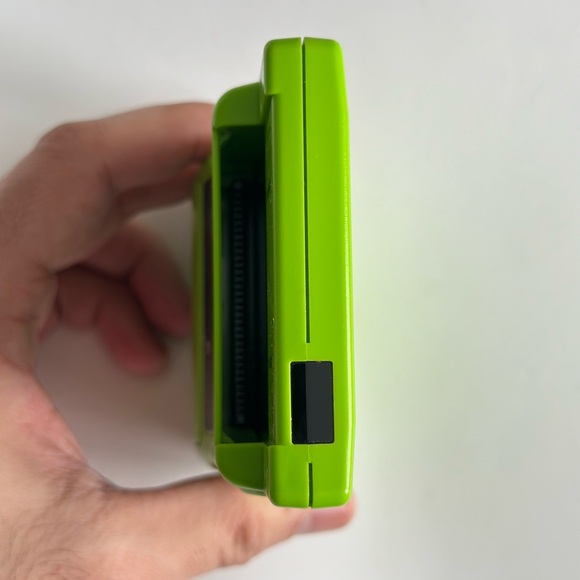 Nintendo Game Boy Color Handheld Game Console CGB-001 Kiwi - Picture 6 of 8